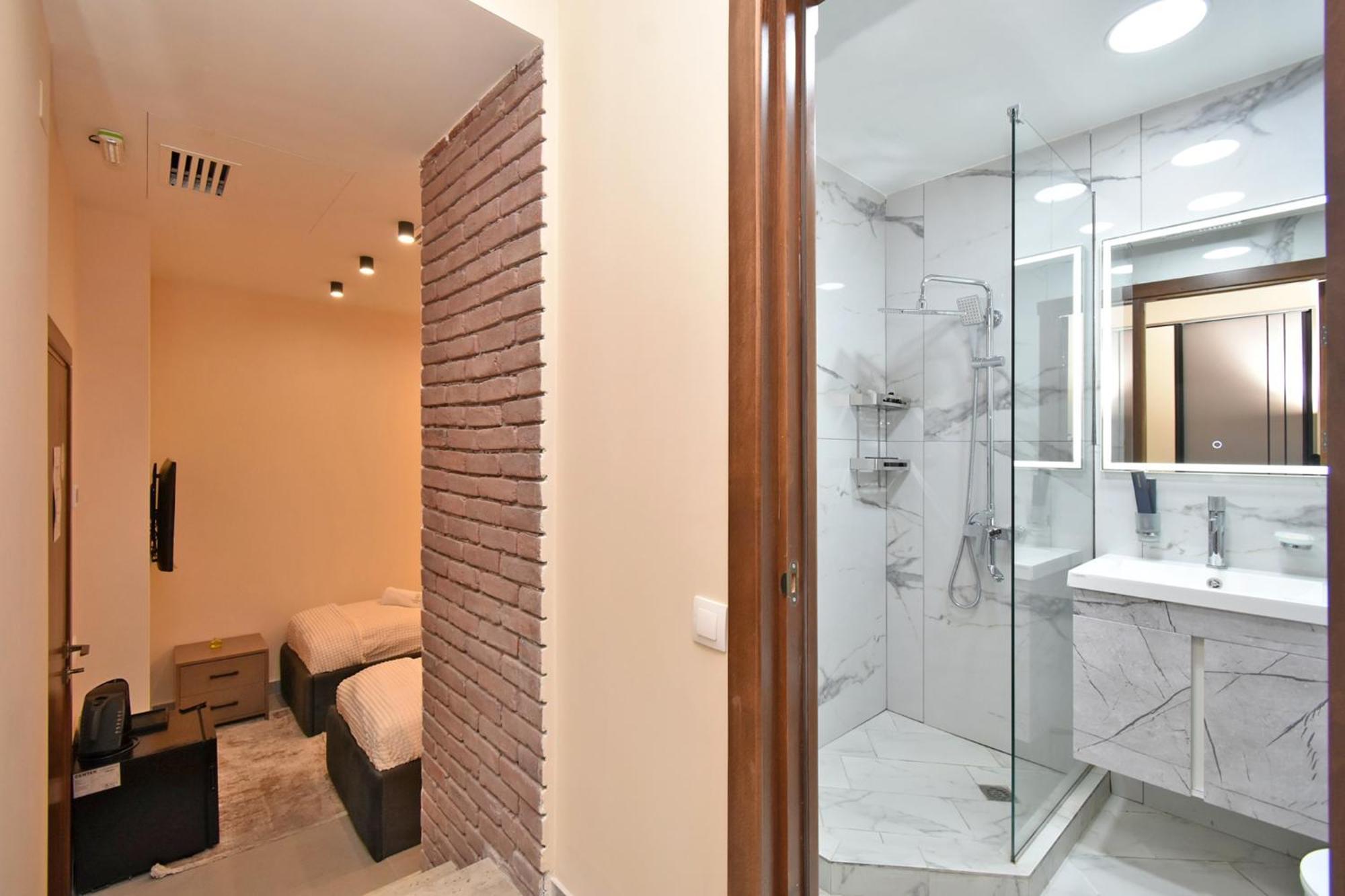 Avenue 23 Boutique Hotel Ереван Экстерьер фото